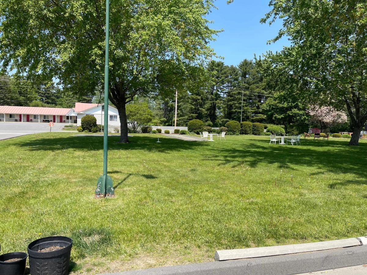 Belmont Motel Skowhegan Екстериор снимка