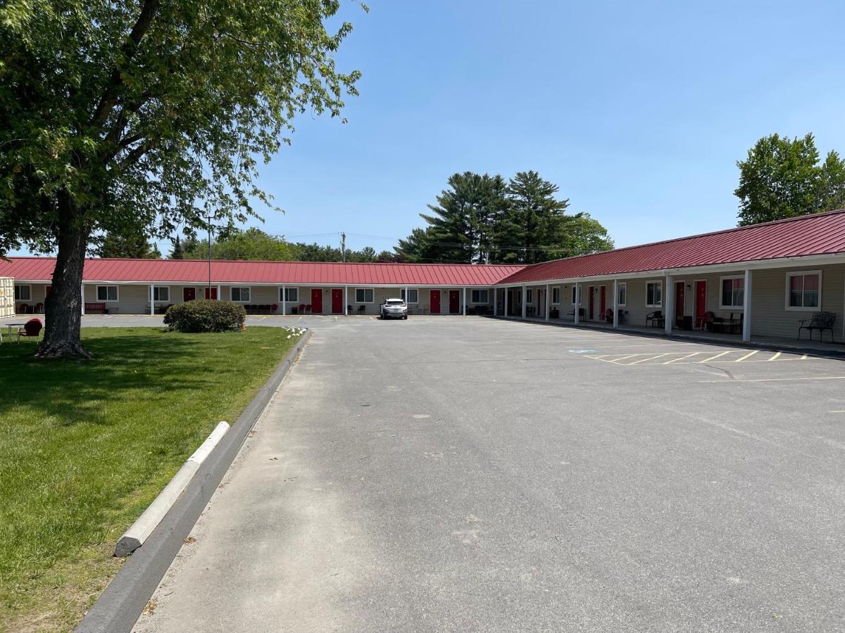 Belmont Motel Skowhegan Екстериор снимка