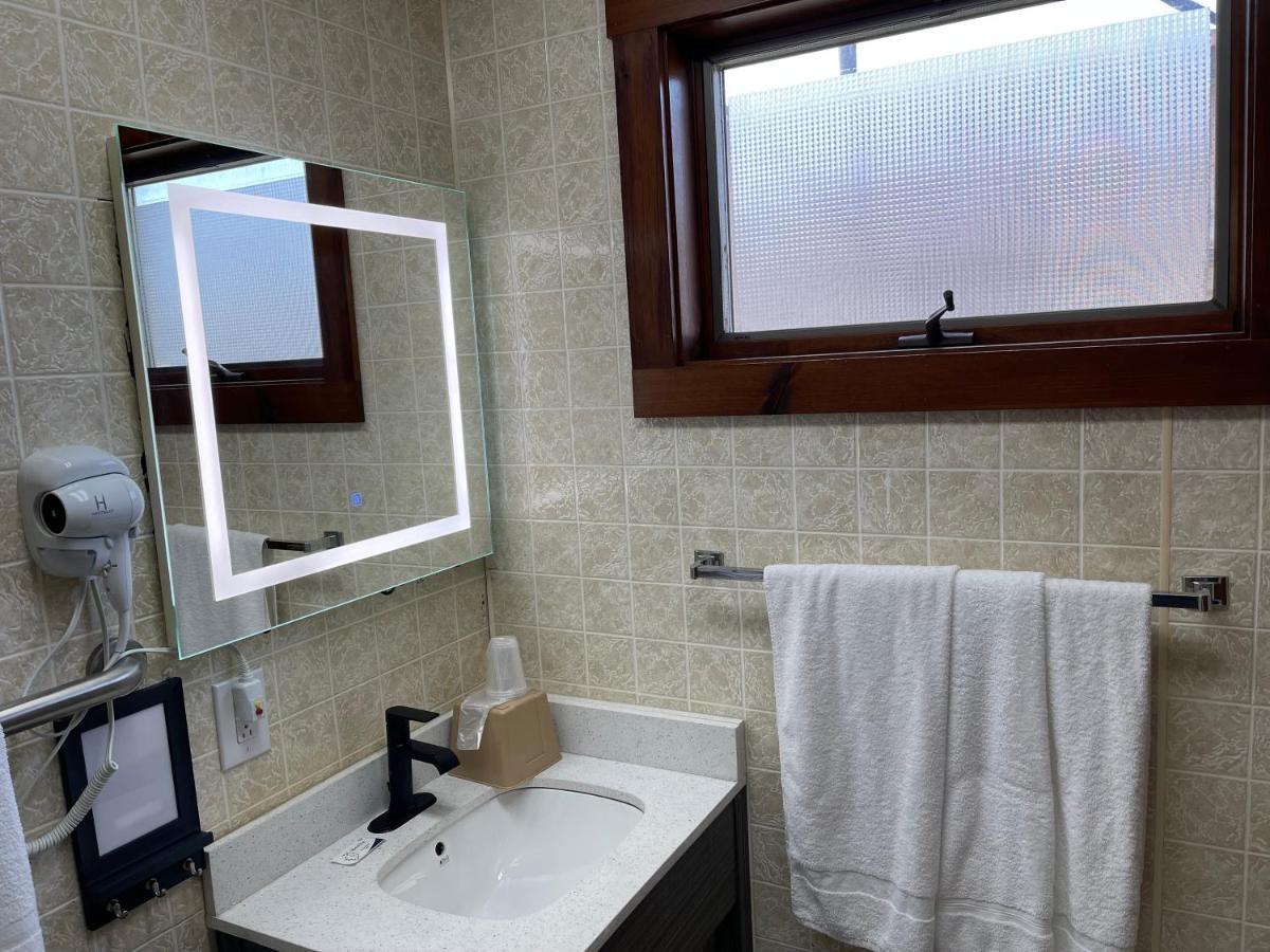 Belmont Motel Skowhegan Екстериор снимка