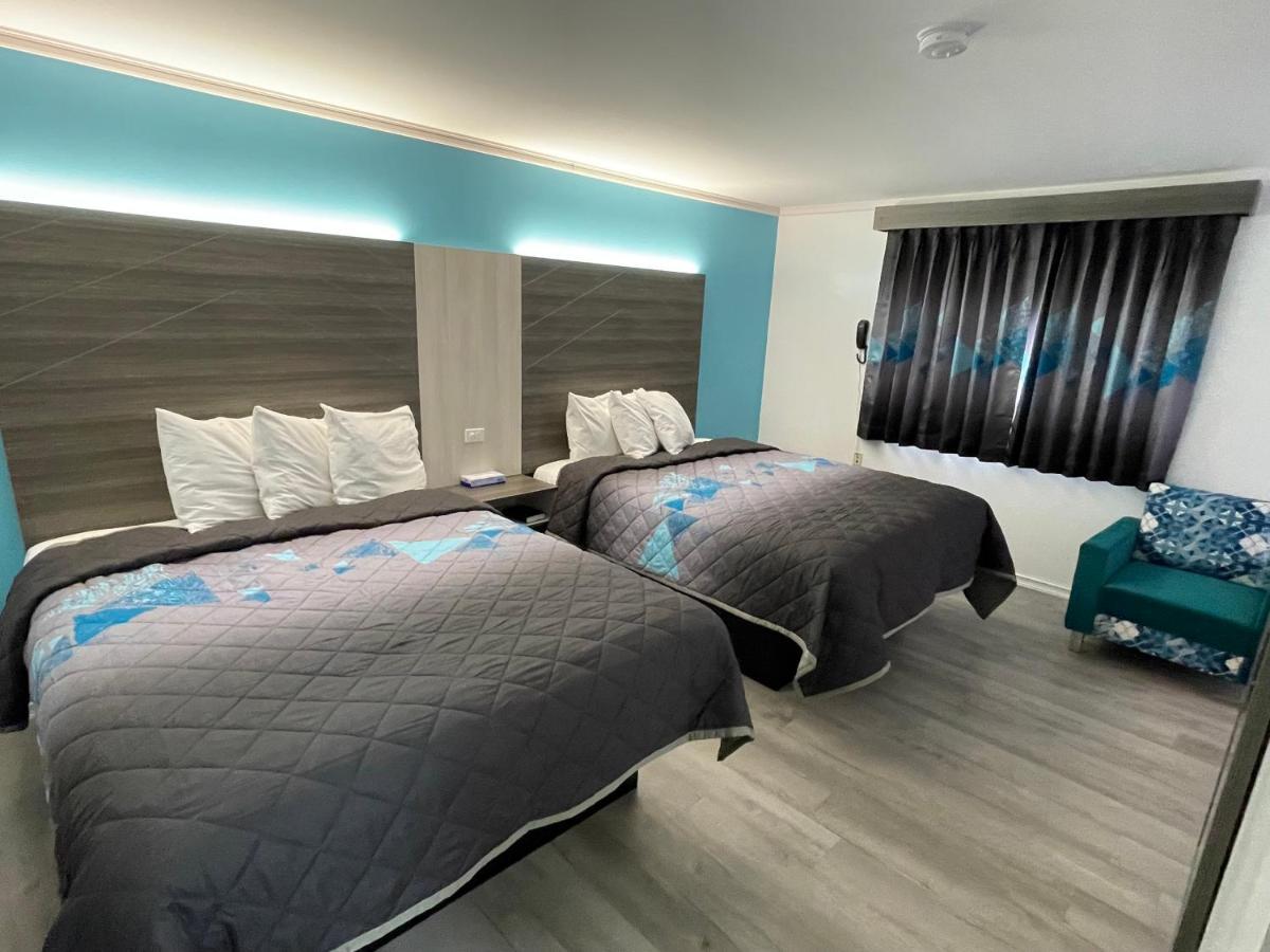 Belmont Motel Skowhegan Екстериор снимка