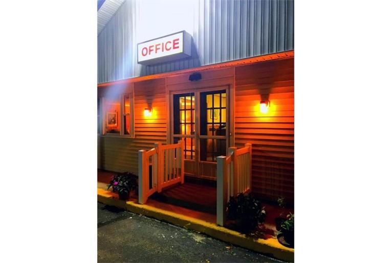 Belmont Motel Skowhegan Екстериор снимка